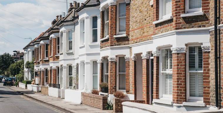 Indoor Air Pollution Exceeds Safe Limits 41% of the Time in UK Homes