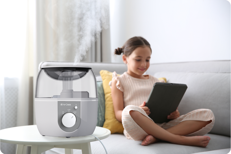 girl with humidifier